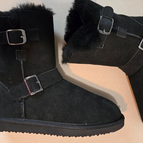 New Womans  Genuine Sheepskin Buckle Boot - Picture 2 of 3